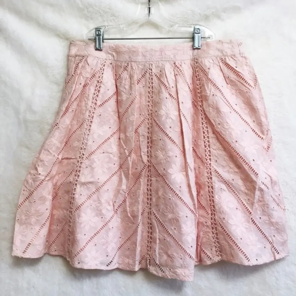 LOFT Light Pink Chevron Floral Cutout Cotton Skirt - Picture 2 of 8